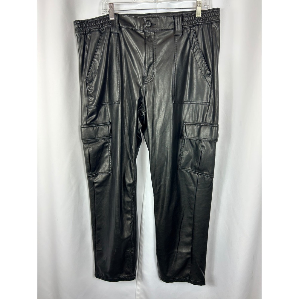 American Eagle Black Vegan Faux Leather Cargo Pants High Rise Stretch Size 18